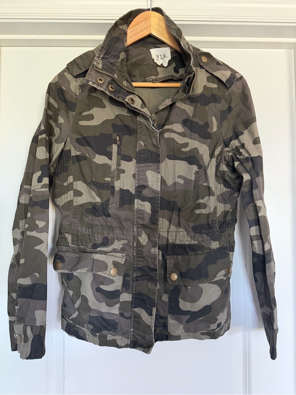 Women’s Camo Utility Jacket - Olive Green